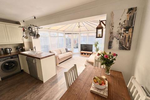 3 bedroom semi-detached house for sale, Magpie Lane, Lee-on-the-Solent, PO13 8LE