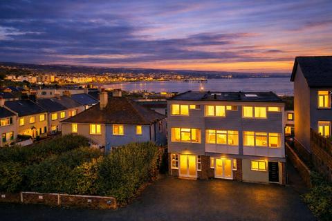 4 bedroom end of terrace house for sale, Cliff Road, Paignton, TQ4