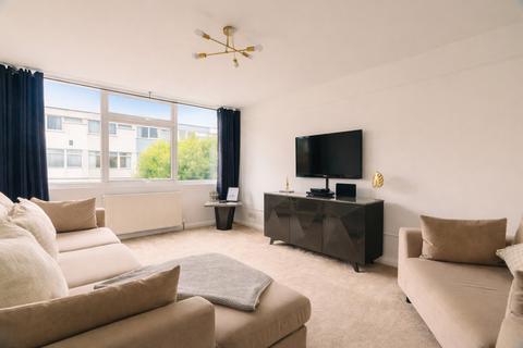 4 bedroom end of terrace house for sale, Cliff Road, Paignton, TQ4