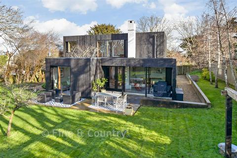 5 bedroom detached house for sale, Uplands Road, Totland Bay, Isle of Wight