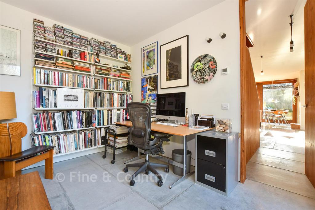 Internal Lifestyle Photograph
