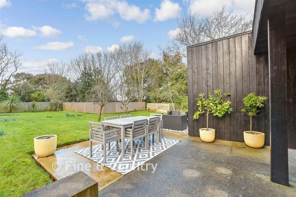 Patio / Decking