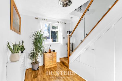 undefined, Warwick Road, Alkrington, Manchester, M24