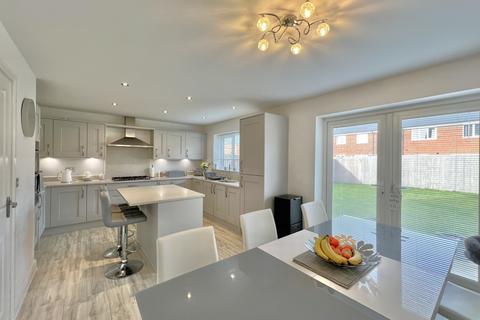undefined, Southdown Close, Thornton FY5