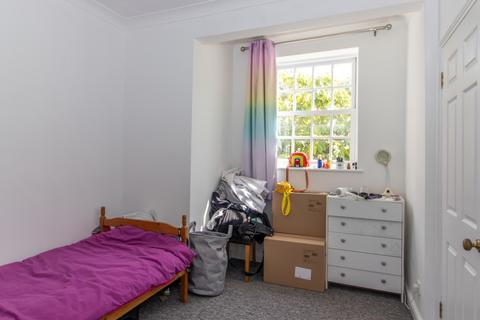 undefined, 5 Bell House Headley Close, Alresford