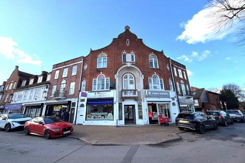 undefined, High Street, Shepperton, Surrey, TW17 9AJ