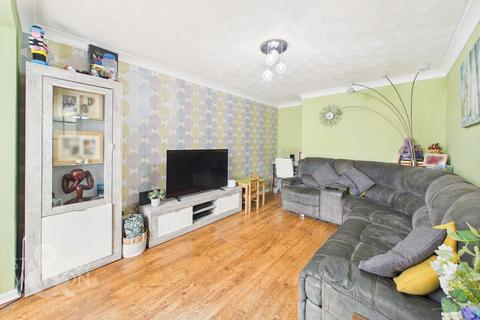 3 bedroom terraced house for sale, York Road, Lowestoft