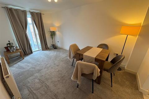 2 bedroom apartment for sale, Sandhill Close, Rhodesway, Bradford