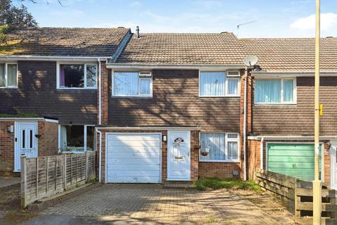 Stoney Close, Yateley, Hampshire