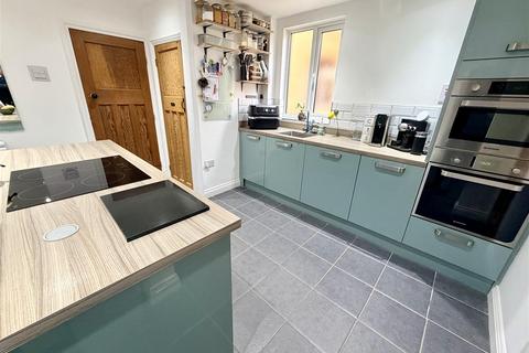 undefined, Kingsway, Nuneaton