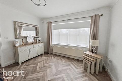 4 bedroom detached house for sale, Charlemont Drive, Manea