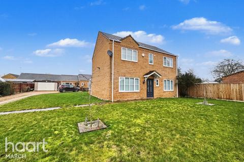 4 bedroom detached house for sale, Charlemont Drive, Manea
