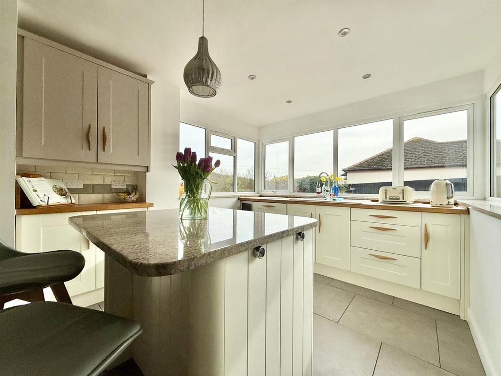 Island Kitchen.jpg