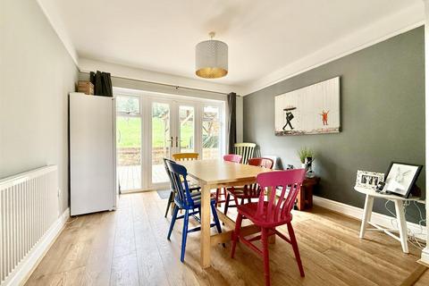undefined, Ross Road, Longhope GL17