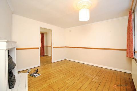 3 bedroom semi-detached house for sale, Coplow Crescent, Syston, LE7
