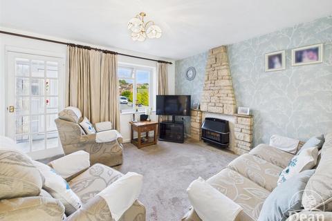 3 bedroom detached house for sale, Primrose Way, Lydney GL15