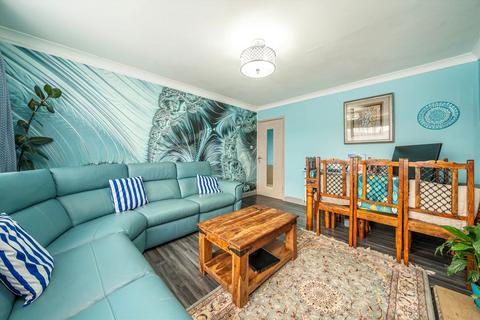 2 bedroom maisonette for sale, Sutton Lane, Hounslow TW3