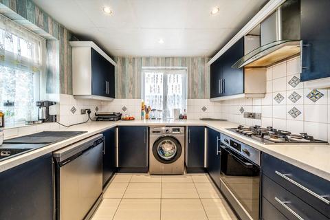 2 bedroom maisonette for sale, Sutton Lane, Hounslow TW3