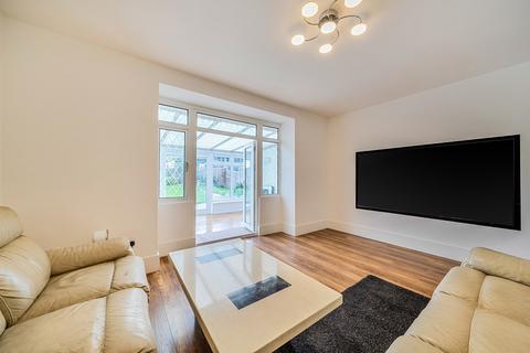 3 bedroom bungalow for sale, Hillside Road, Northwood, Middlesex