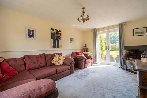 3 bedroom semi-detached house for sale, Houndsfield Close, Hollywood