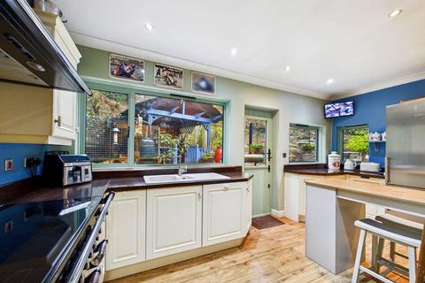 4 bedroom detached house for sale, The Barbican, Southgate, Pontefract