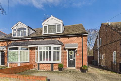 2 bedroom semi-detached house for sale, Queen Alexandra Rd West, North Shields
