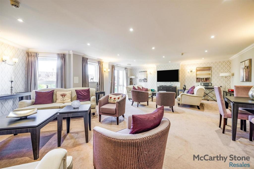 Residents Lounge.jpg
