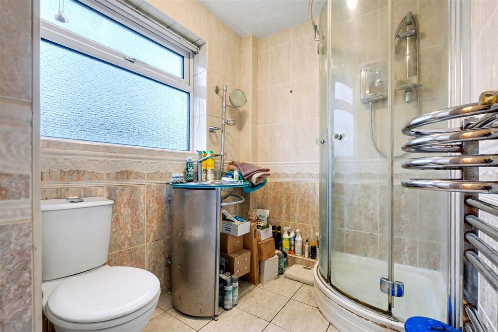 Shower Room 2.jpeg