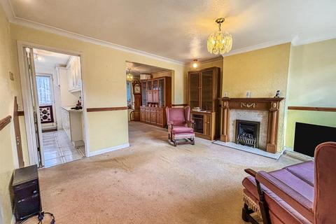 3 bedroom semi-detached house for sale, Quantock Close, Bedford