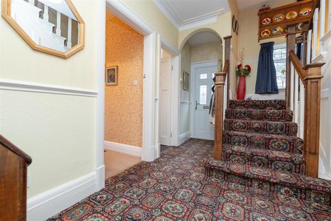 4 bedroom detached house for sale, Coniscliffe Road, Darlington