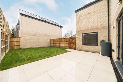 4 bedroom house for sale, Mount Ephraim Road, LONDON SW16