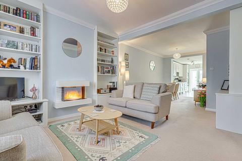 2 bedroom semi-detached bungalow for sale, Tankerville Drive, Leigh-on-sea, SS9