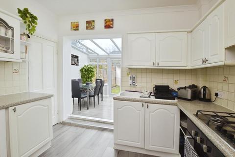 undefined, Bonham Road, Dagenham