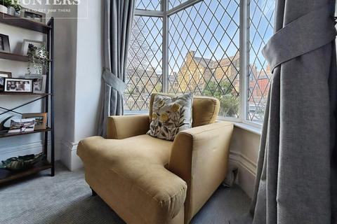 2 bedroom terraced house for sale, Spencer streert