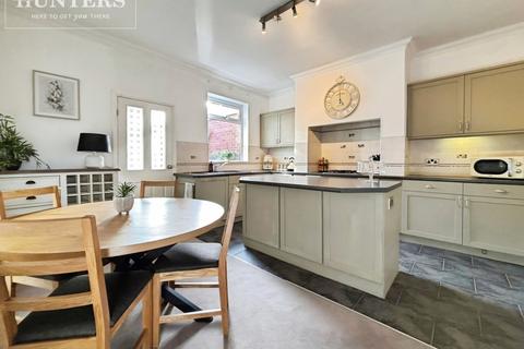 2 bedroom terraced house for sale, Spencer streert
