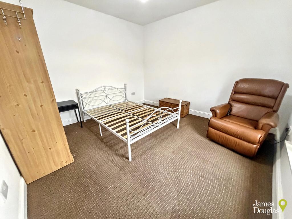 Bed2 (1)