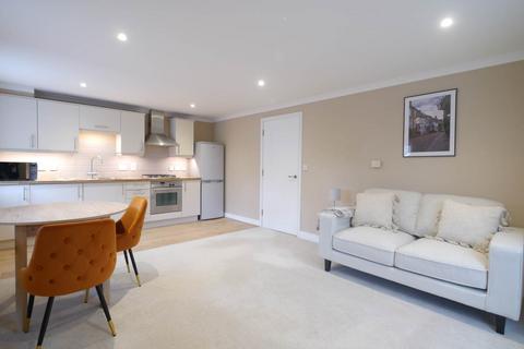 2 bedroom flat for sale, Kings Place, North Drive, Hatfield, AL9