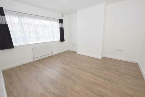 2 bedroom apartment to rent, Denison Close, East Finchley, London. N2