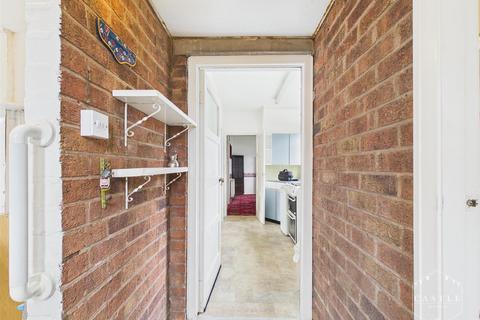 3 bedroom semi-detached house for sale, Salisbury Avenue, Croft, Leicester