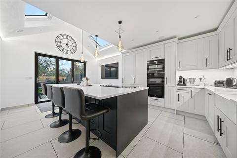 undefined, Aldershot Road, Woking GU24