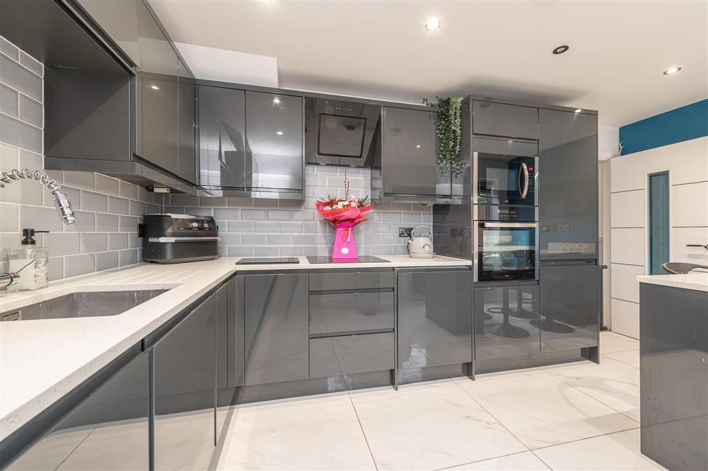 Breakfast Kitchen