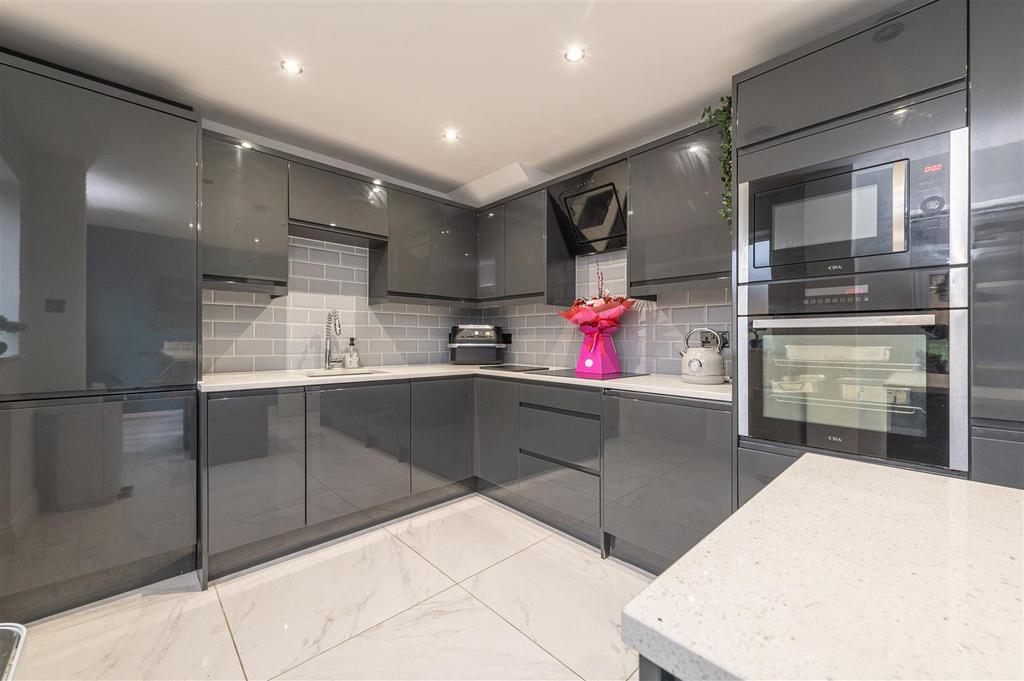 Breakfast Kitchen