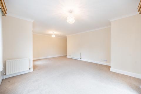 2 bedroom flat to rent, Braid Avenue, Flat 3, Cardross, Argyll and Bute, G82 5QF