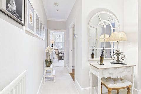 2 bedroom flat for sale, Tyrells Place, Surrey GU1