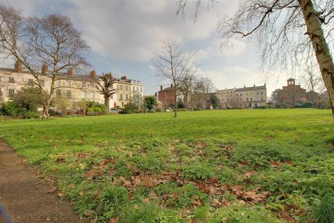 1 bedroom flat for sale, Brunswick Square, Gloucester