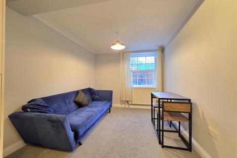 1 bedroom flat for sale, Brunswick Square, Gloucester