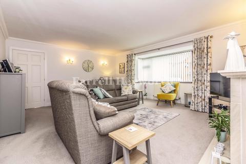 undefined, Fernleigh Close, Preston PR3