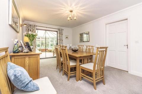 undefined, Fernleigh Close, Preston PR3