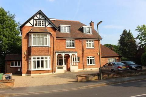 undefined, Courthope, Woking GU22