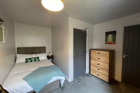 undefined, Rm 2, Mandeville, Orton Goldhay, P`Boro, PE2 5RR